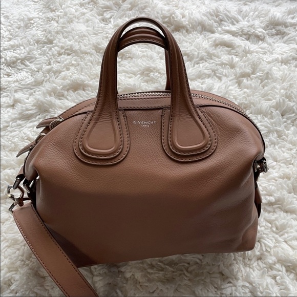 Givenchy Bag 🎄 - Picture 4 of 17